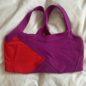 Lululemon sports bra, size 2, like new condition.